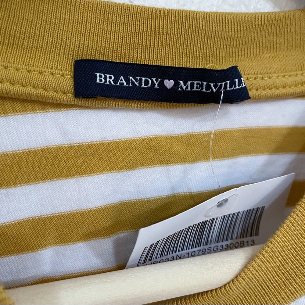 Brandy Melville Gretchen yellow stripe sweater - Picture 4 of 5